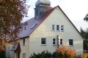 Katholische Kirche Löbejün, Außenansicht