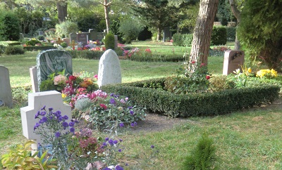 Ansicht von Gräbern auf einem Friedhof